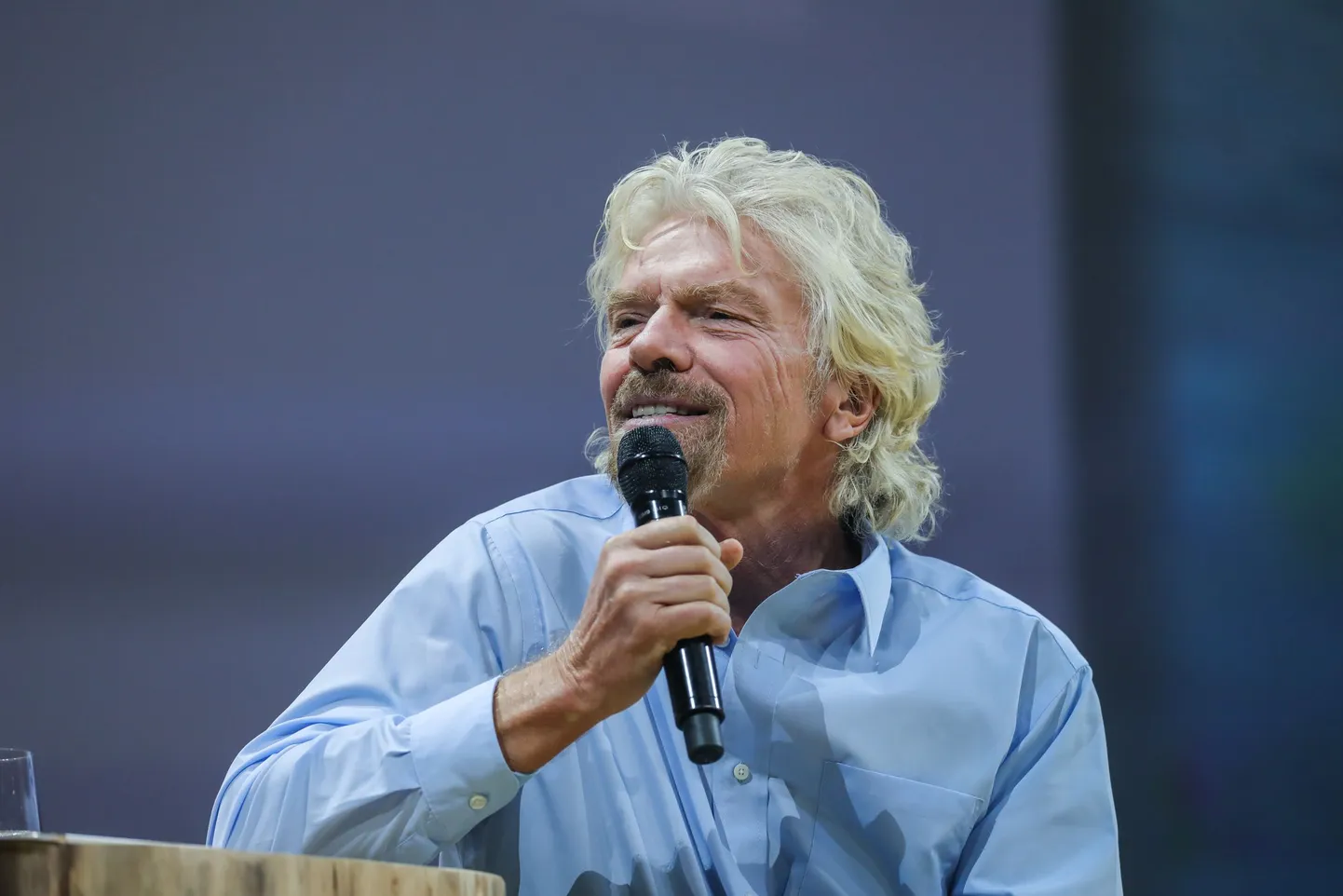Sir Richard Branson foorumil esinemas.