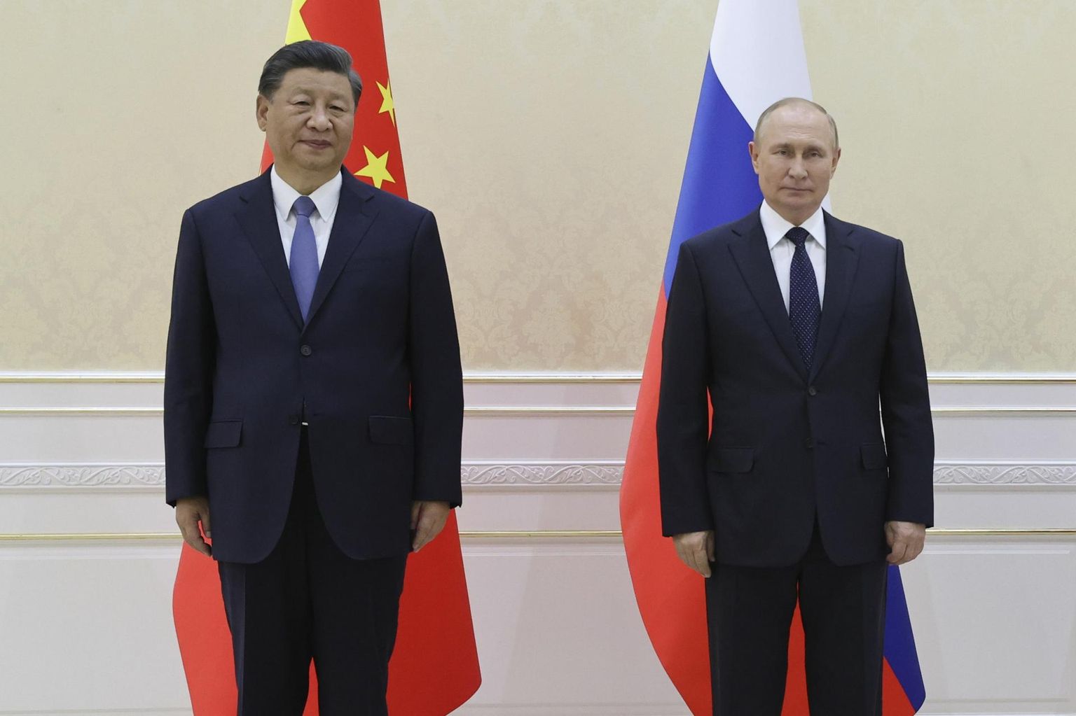 Hiina riigipea Xi Jinping ja Vene president Vladimir Putin eile Shanghai Koostööorganisatsiooni kohtumisel Samarkandis. 