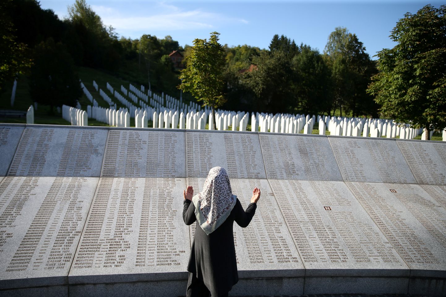 Srebrenica-Potocari genotsiidimemoriaal Bosnias.