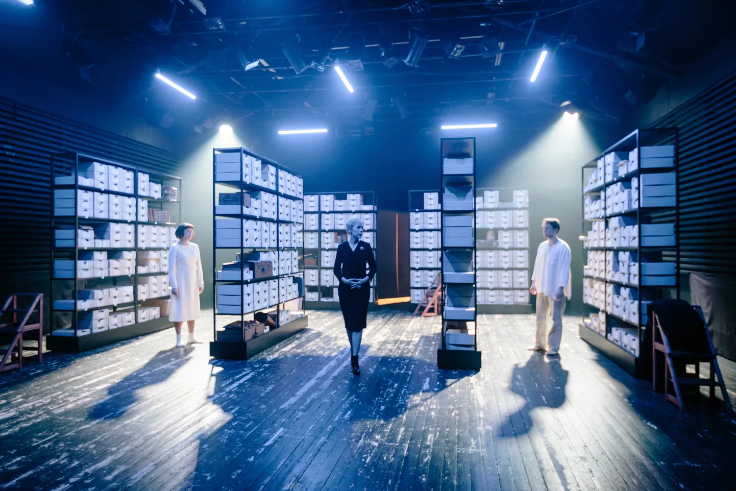 Rakvere Teatri lavastus «La h us»