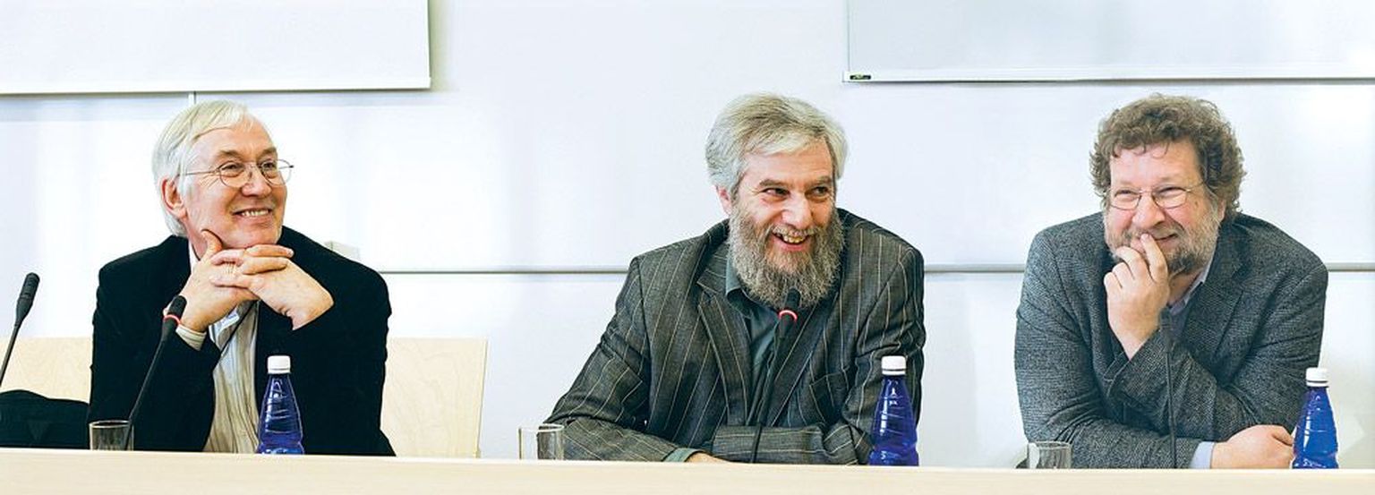 Kirjanik Jaan Kaplinski, TLÜ professor Mihhail Lotman ja TLÜ rektor Rein Raud.