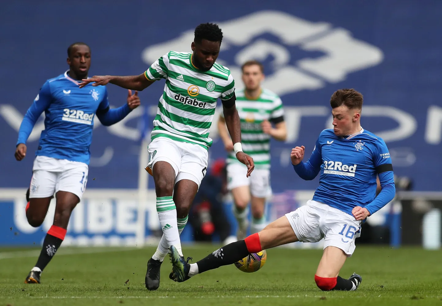 Glasgow Celticu mängija Odsonne Edouard (keskel). Foto on illustratiivne.