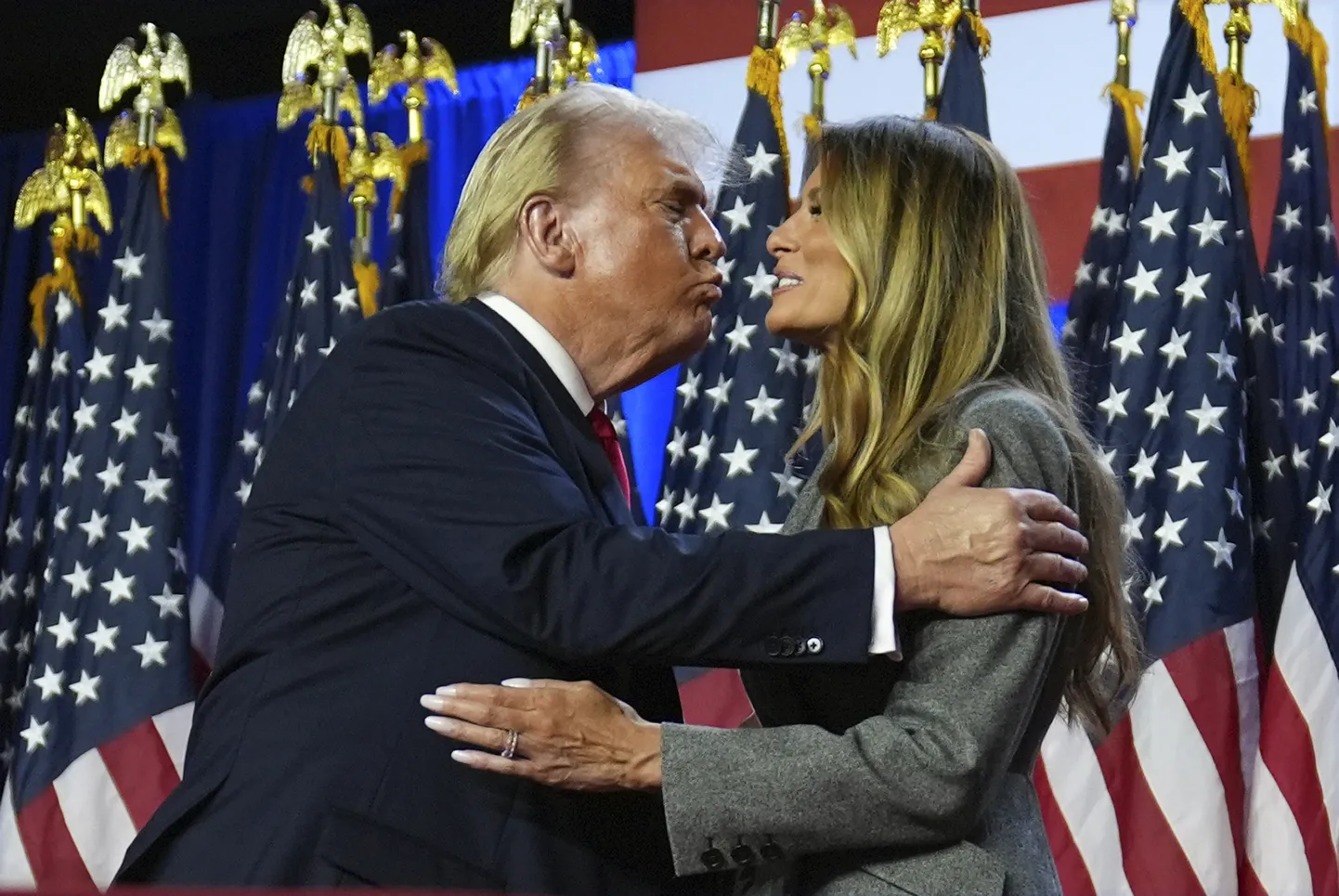 Дональд Трамп с женой.