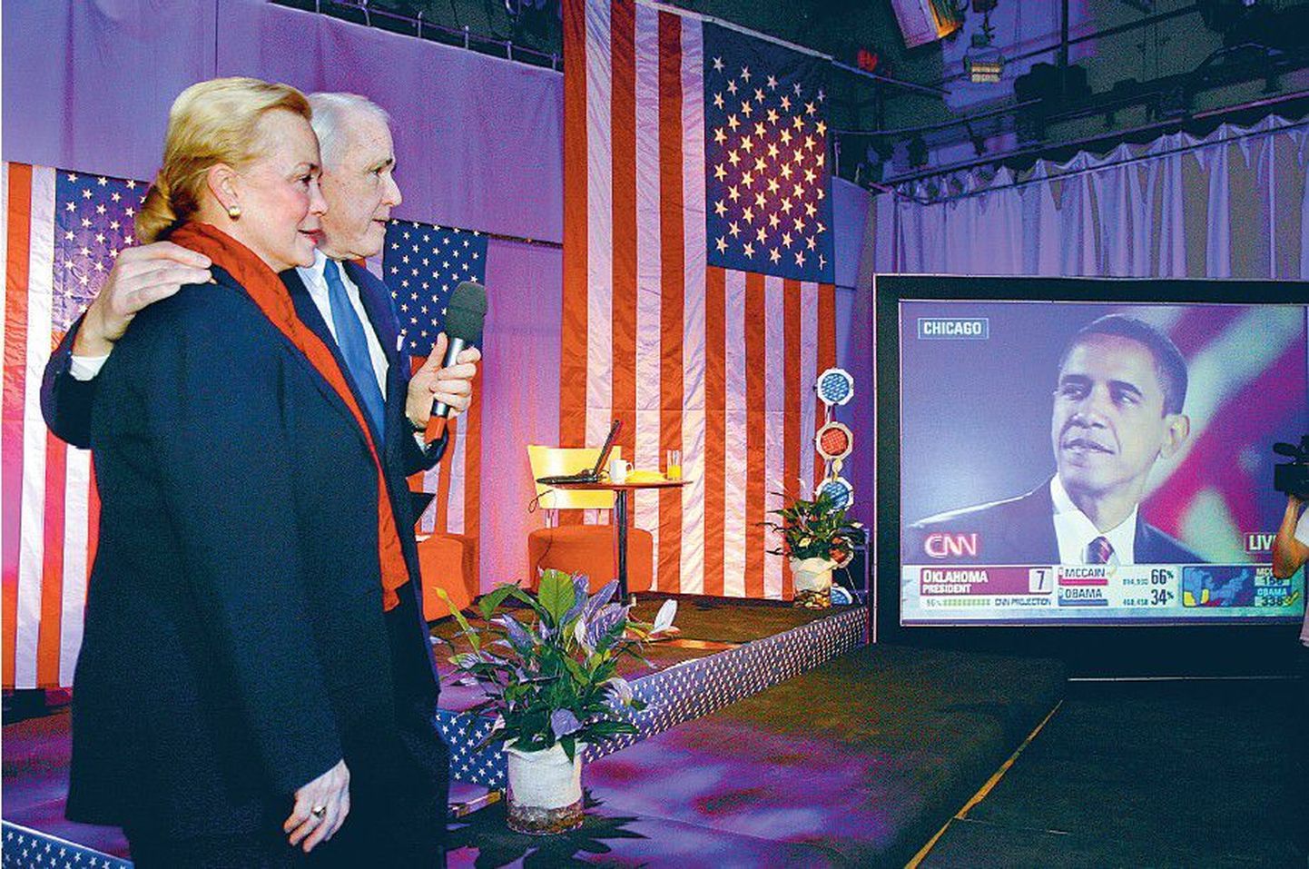 USA suursaadik Eestis Dave Phillips ja abikaasa Kay kirjeldavad, kuidas nad mullu veebruaris Barack Obamaga tutvusid.