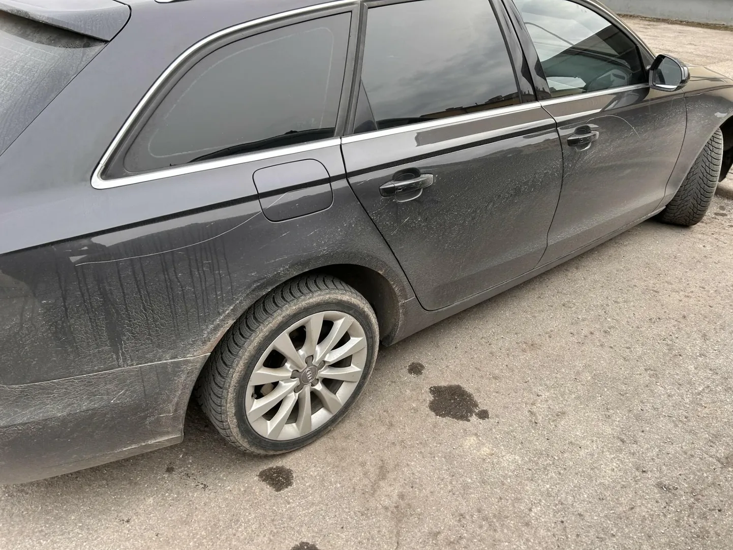 Исцарапанная Audi Ээро Федулина.