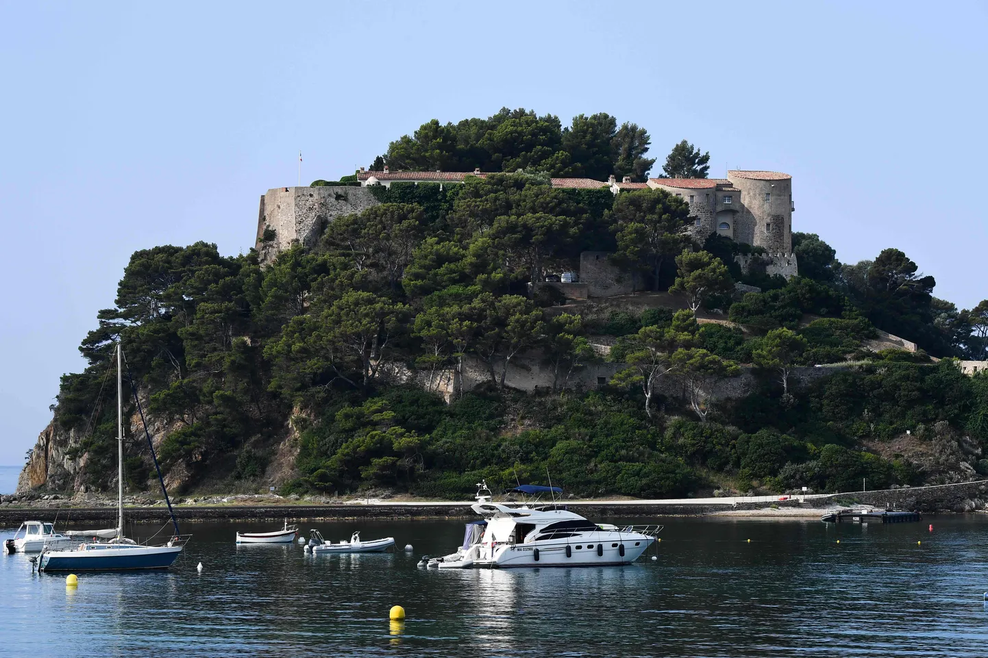 Bregansonas forts.