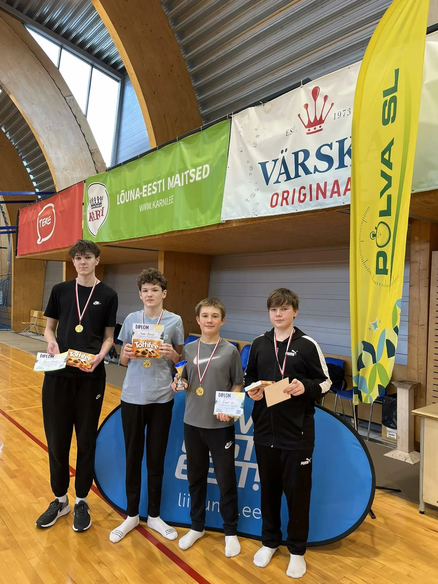 6.–7. klassi poistest võitis Räpina ühisgümnaasiumi 1. tiim: Rasmus Rahasepp (vasakult), Marko Heering, Konrad Uibo ja Sebastian Kits.