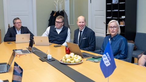 ANALÜÜS ⟩ Kui riigieelarve teemal tüli tekib, siis alles riigikogus