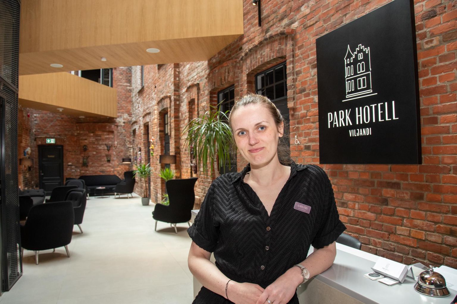 Park Hotell Viljandi müügi- ja marketingijuht Keirin Pärn ütles, et selle suve pärimusmuusika festivaliks soovisid kliendid tube broneerida juba eelmise aasta peo ajal.