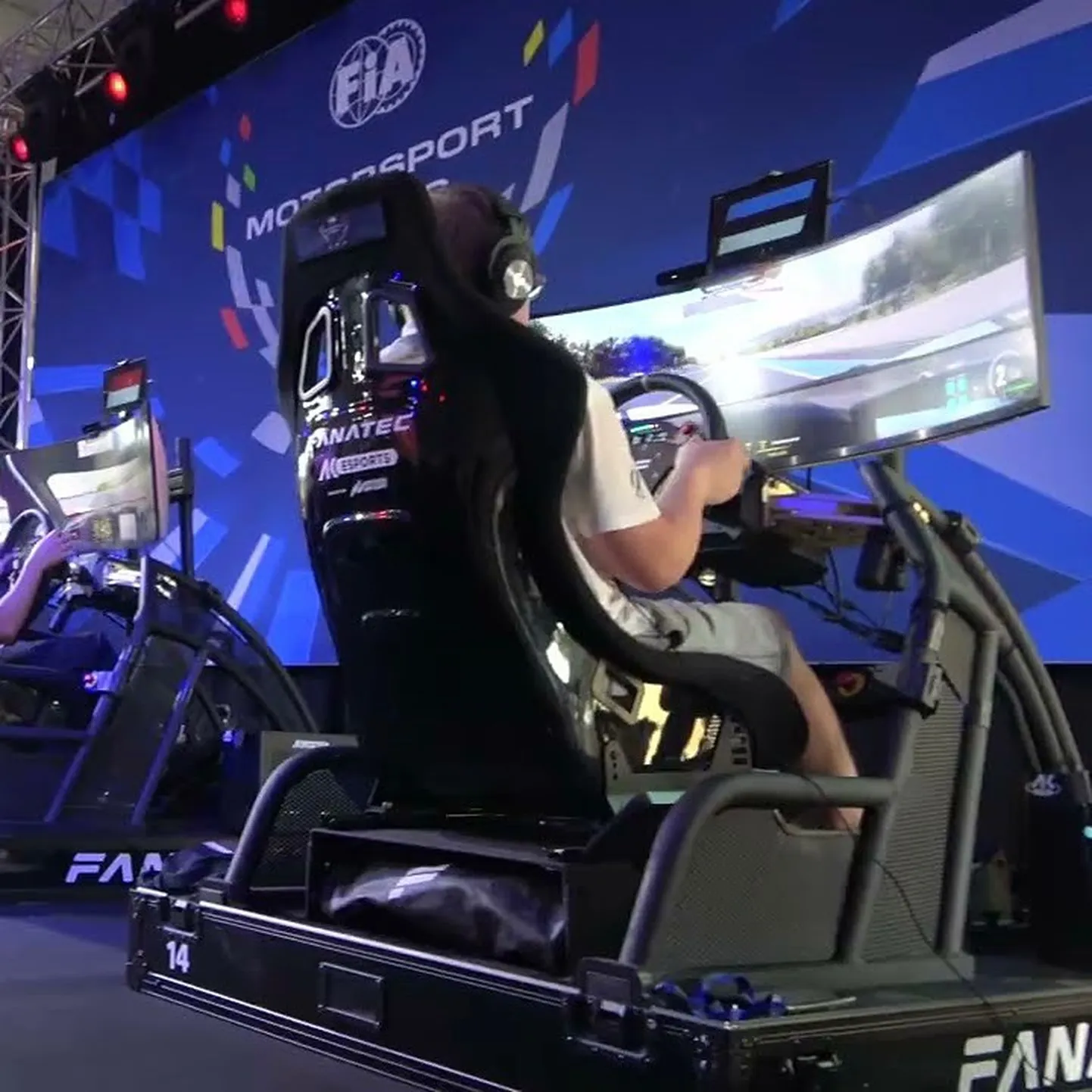 Põnev simracing'u hooaeg on kohe-kohe algamas.