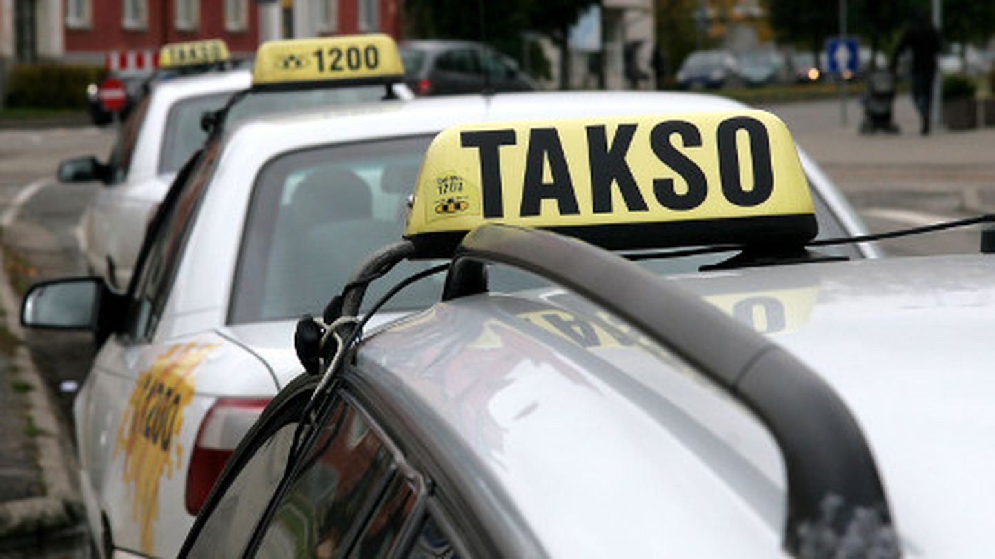 Taksod seisavad nüüd ainult Jõhvis, kuid teenindavad endiselt kogu ümbruskonda.
