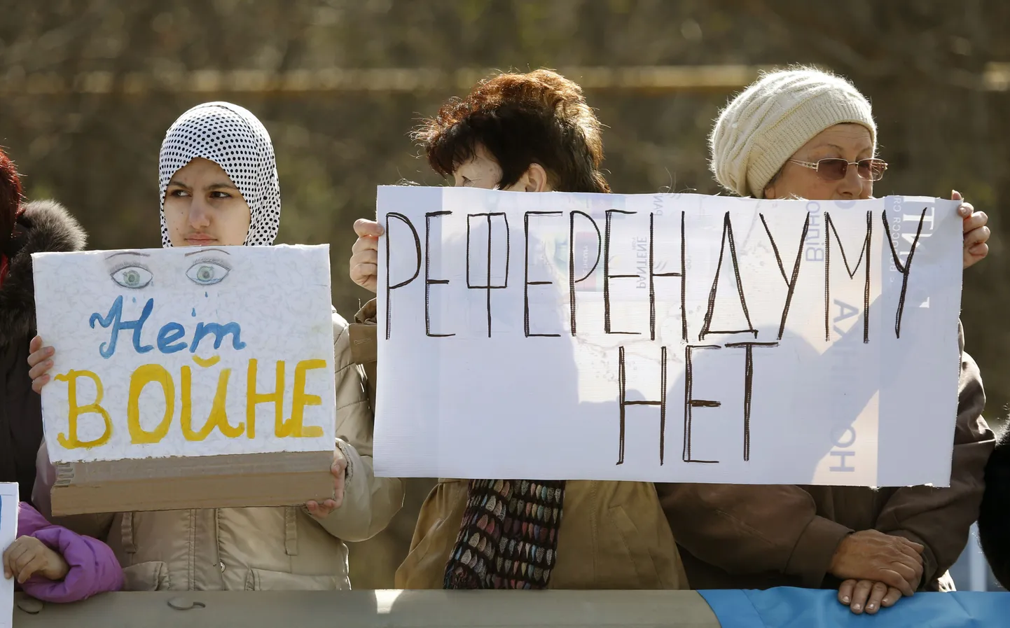 В крымскотатарских массивах в Бахчисарае референдум о статусе Крыма сорван: там не удалось сформировать избирательные комиссии.