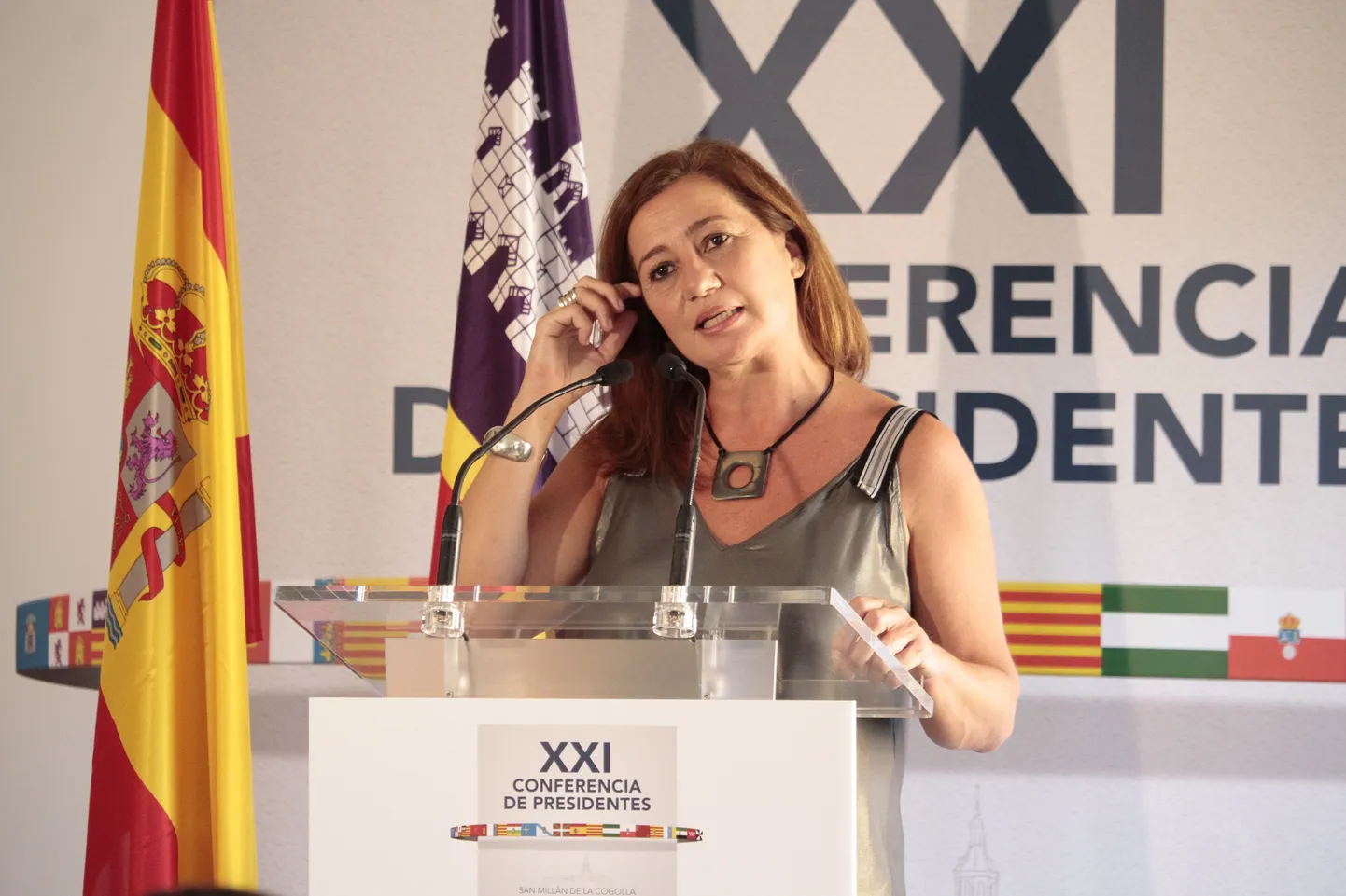 Baleaaria saarte president Francina Armengol 31. juulil presidentide kohtumisel koroonaviiruse leviku takistamise meetmetest rääkimas.