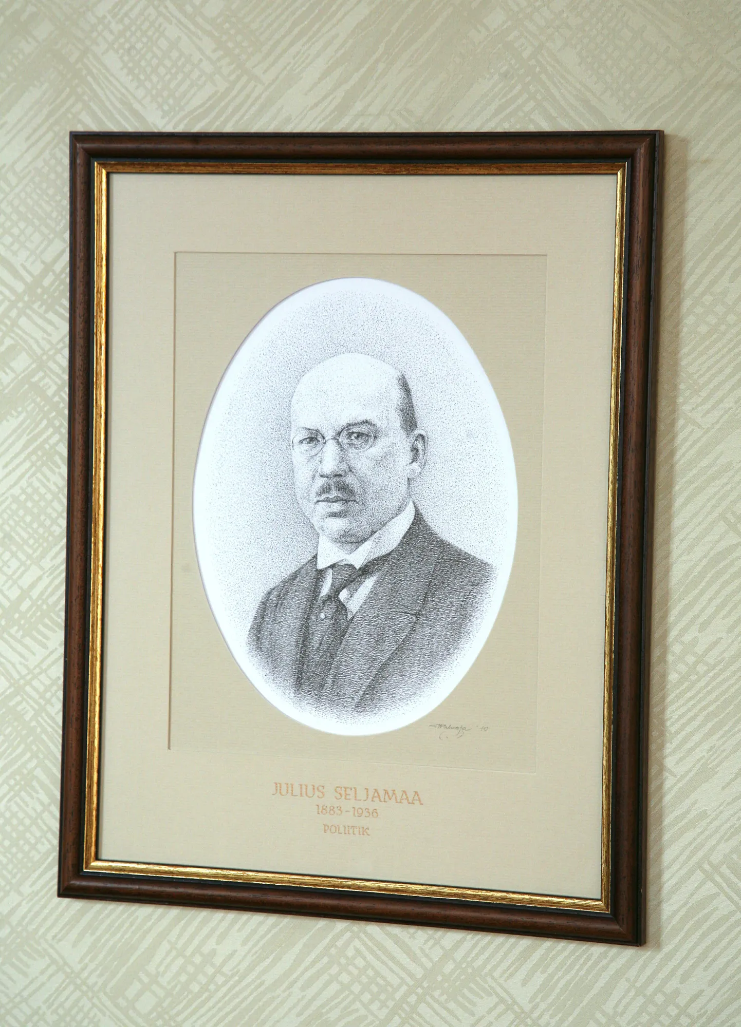 Julius Seljamaa portree Sindi gümnaasiumis.