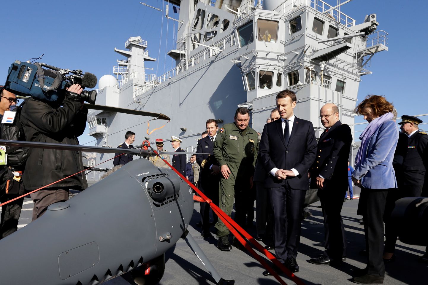 Prantsuse president Emmanuel Macron sõjalaeva Dixmude pardal Toulouse'i mereväebaasis.