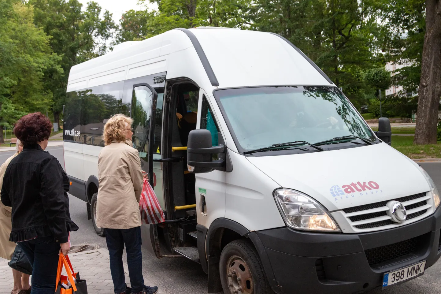 Valga-Puka-Elva pühapäevane buss.