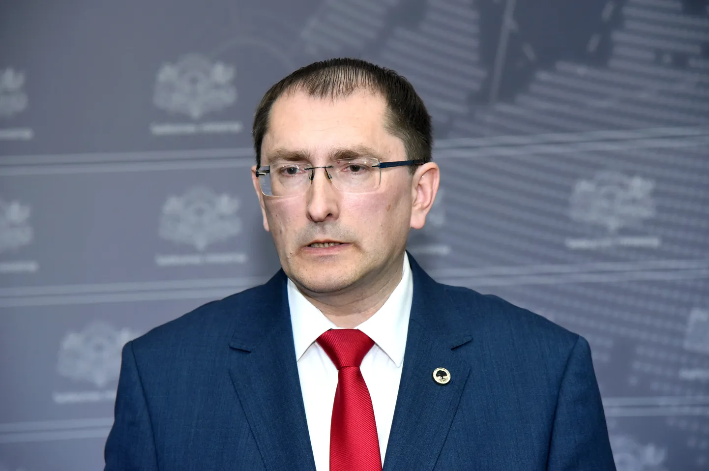 Министр сообщения Талис Линкайтс.