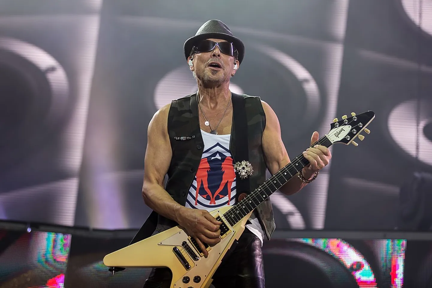 Rudolf Schenker Scorpionist lubab laupäeval kõva kütet.