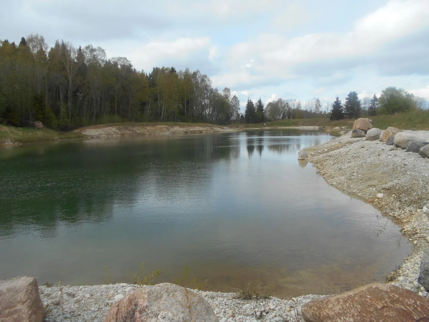 Korrastatud Tomba kruusakarjäär Saaremaal.