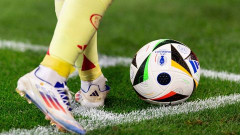 UEFA on määranud EMi meeskondadele rohkem kui 1,2 miljoni euro eest trahve