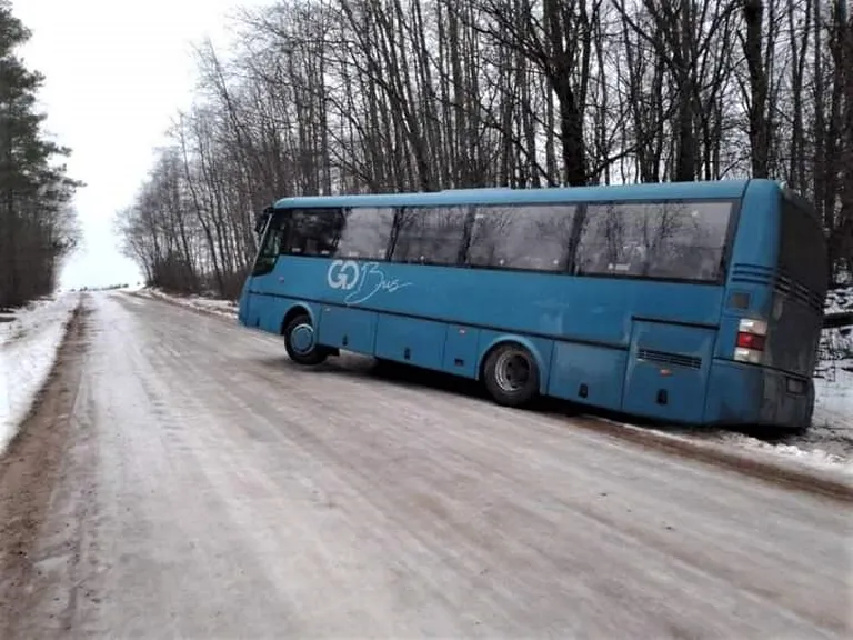 Автобус попал в ДТП 31 декабря.