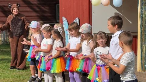 GALERII JA VIDEO ⟩ Valga lapsed lustisid kolmel erilisel puhul