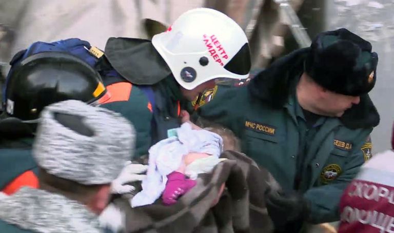Venemaal Magnitogorskis päästeti majarusudest 11-kuune väikelaps