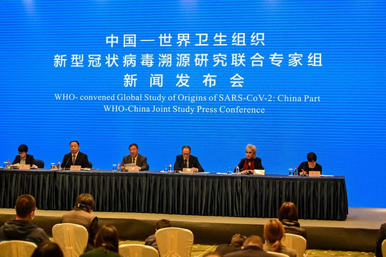 WHO ekspertide pressikonverents 9. veebruaril Hiinas Wuhanis, kus nad teatasid, et koroonaviiruse algallikas ei ole veel teada