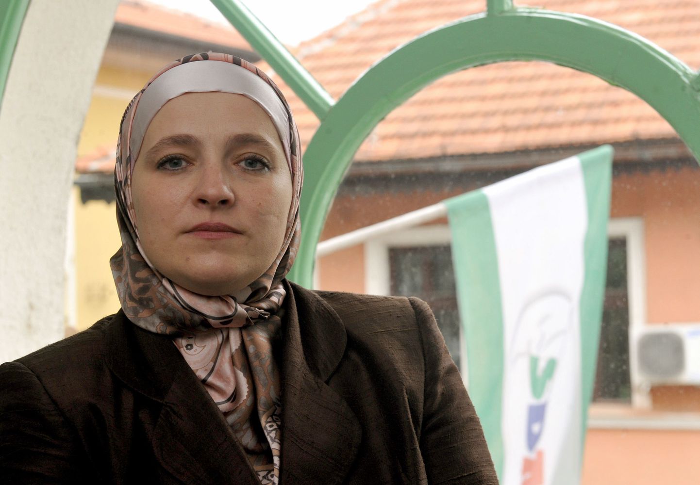 Амра Бабич стала первым мэром в хиджабе за всю европейскую историю