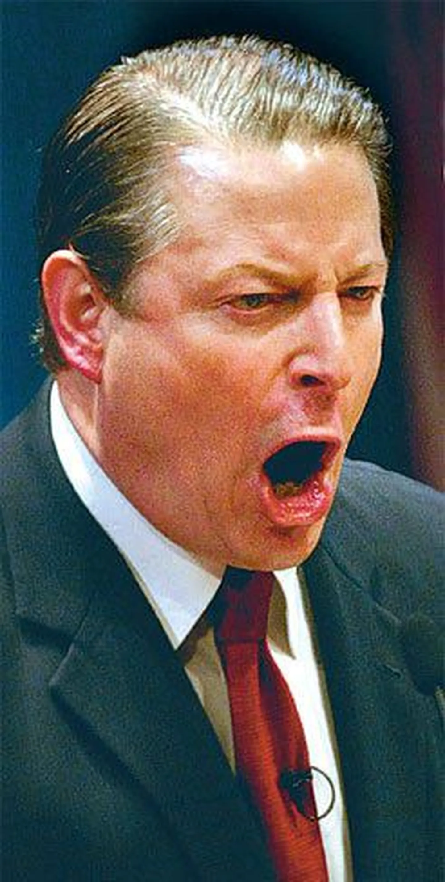 Al Gore pidas kahe aasta eest tundeküllase, George W. Bus­hi Iraagi-poliitikat kritiseeriva kõne, milles teatas, et USA rikub inimõigusi. Kuid ka see sõnavõtt ei tähistanud Gorei poliitikasse naasmist ja presidendiks pürgimist.