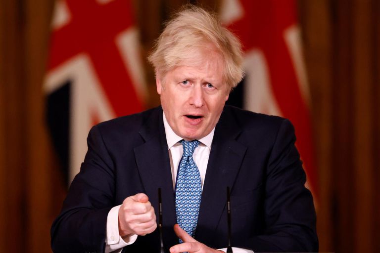 Ühendkuningriigi peaminister Boris Johnson eile õhtul pressikonverentsil. 