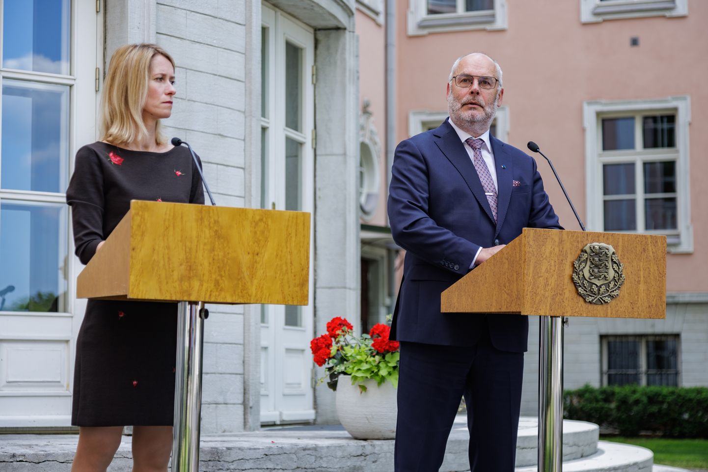 President Alar Karis soovinuks, et peaminister Kaja Kallas oleks tagasi astunud kohe, kui teda puudutav Venemaa äritegevusega seotud perekondlik skandaal ilmsiks tuli
