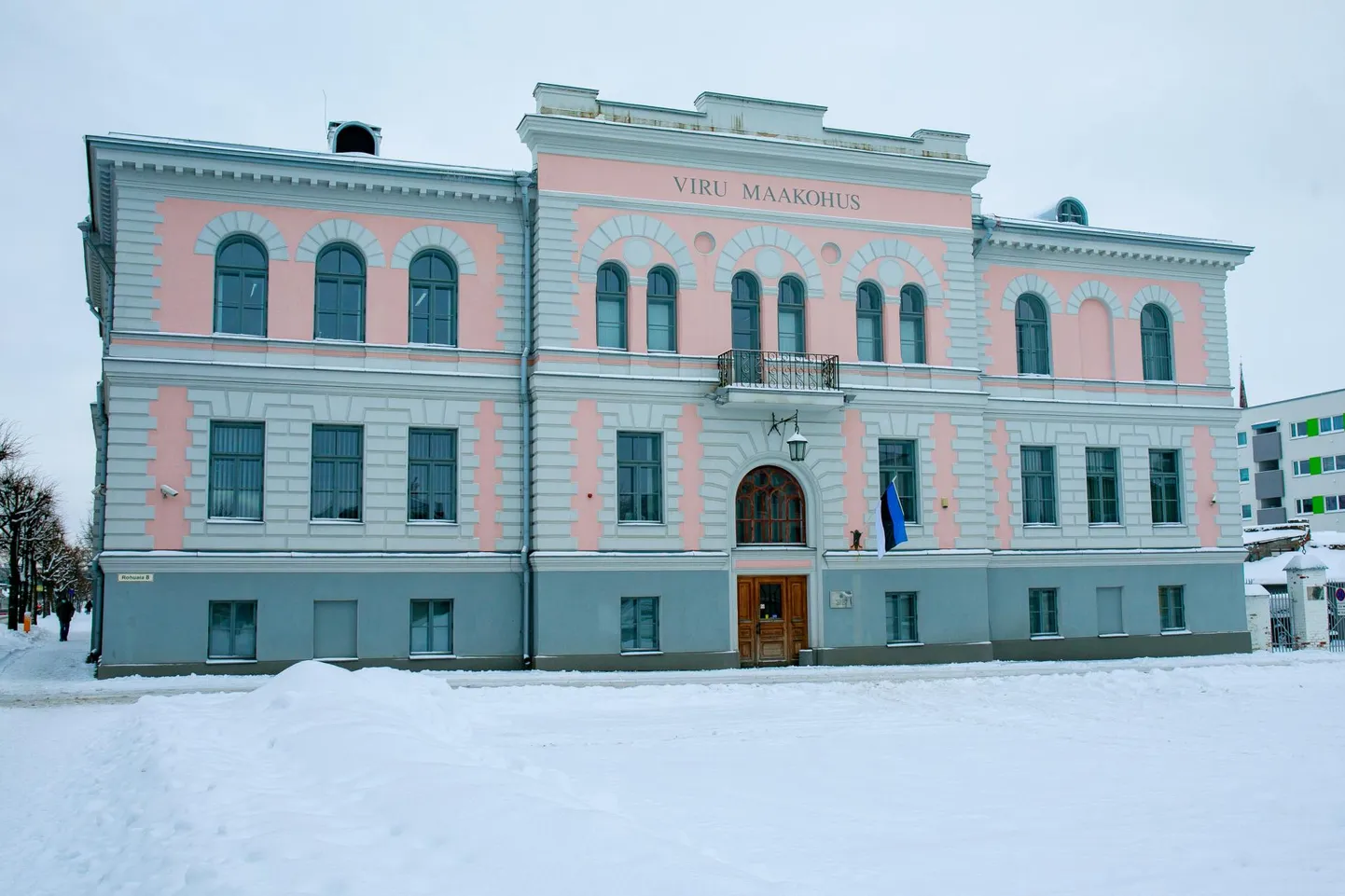 Selle maja seinte vahel tehakse otsuseid väga erinevates asjades.