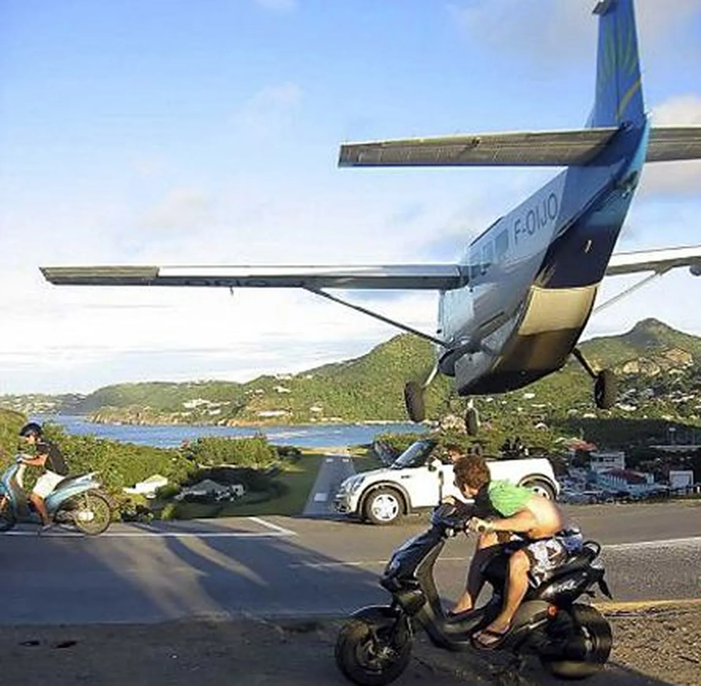 Lennuki maandumine Saint-Barthélemyle