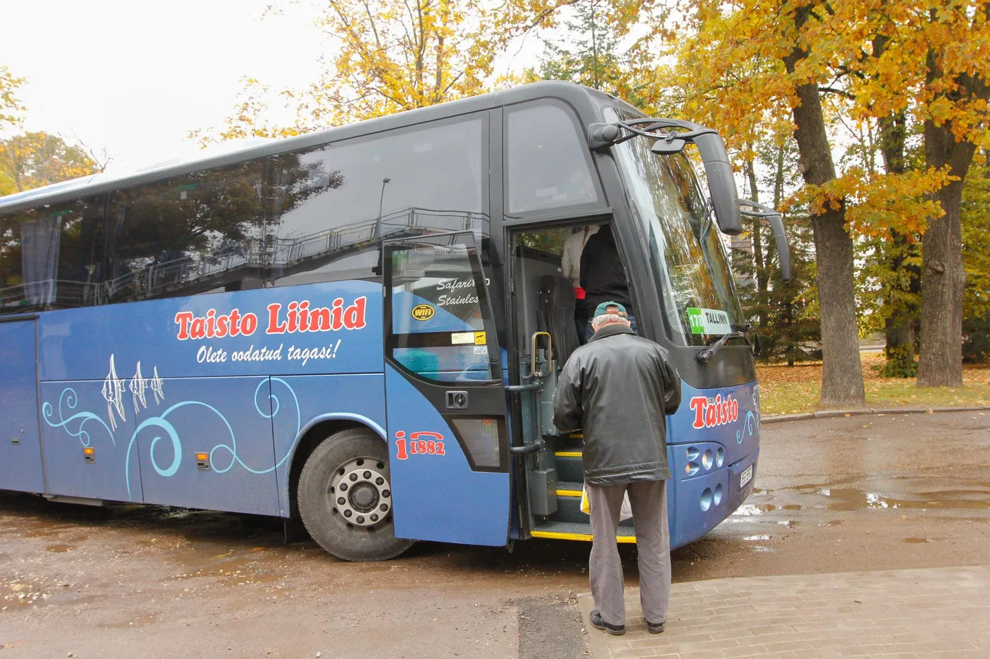 Taisto Liinide buss.