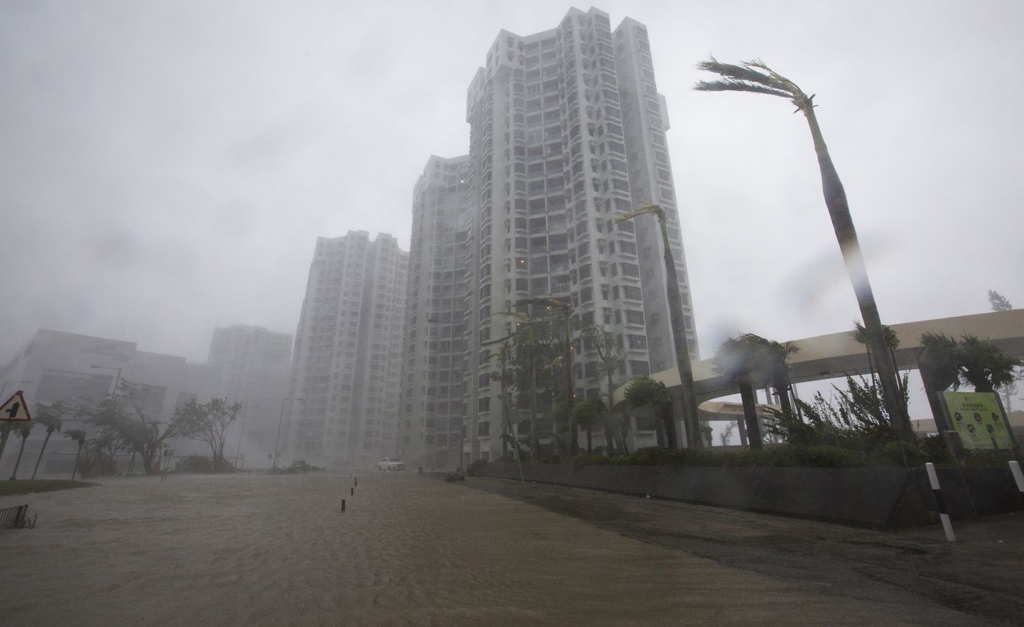 Taifuun Mangkhut jõudis Hongkongi.