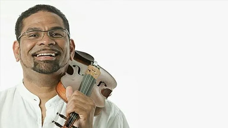 Kubas džeza vijoles virtuozs un komponists Omars Puente 