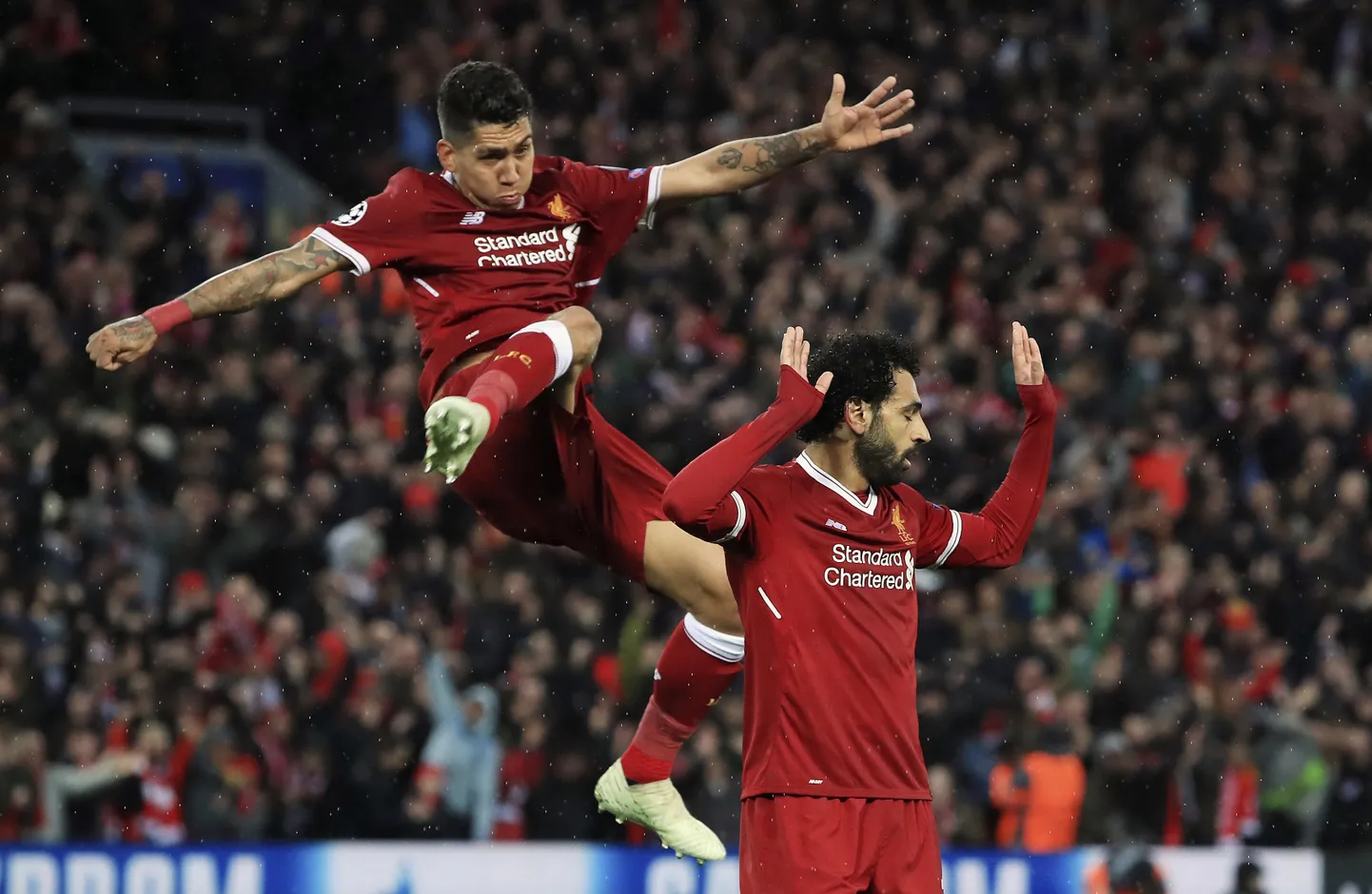 Mo Salah ja Roberto Firmino.