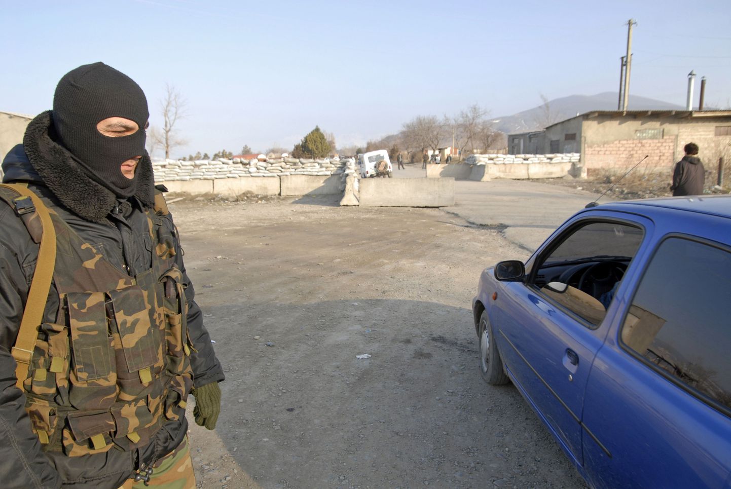Gruusia sõdur Lõuna-Osseetia piiril