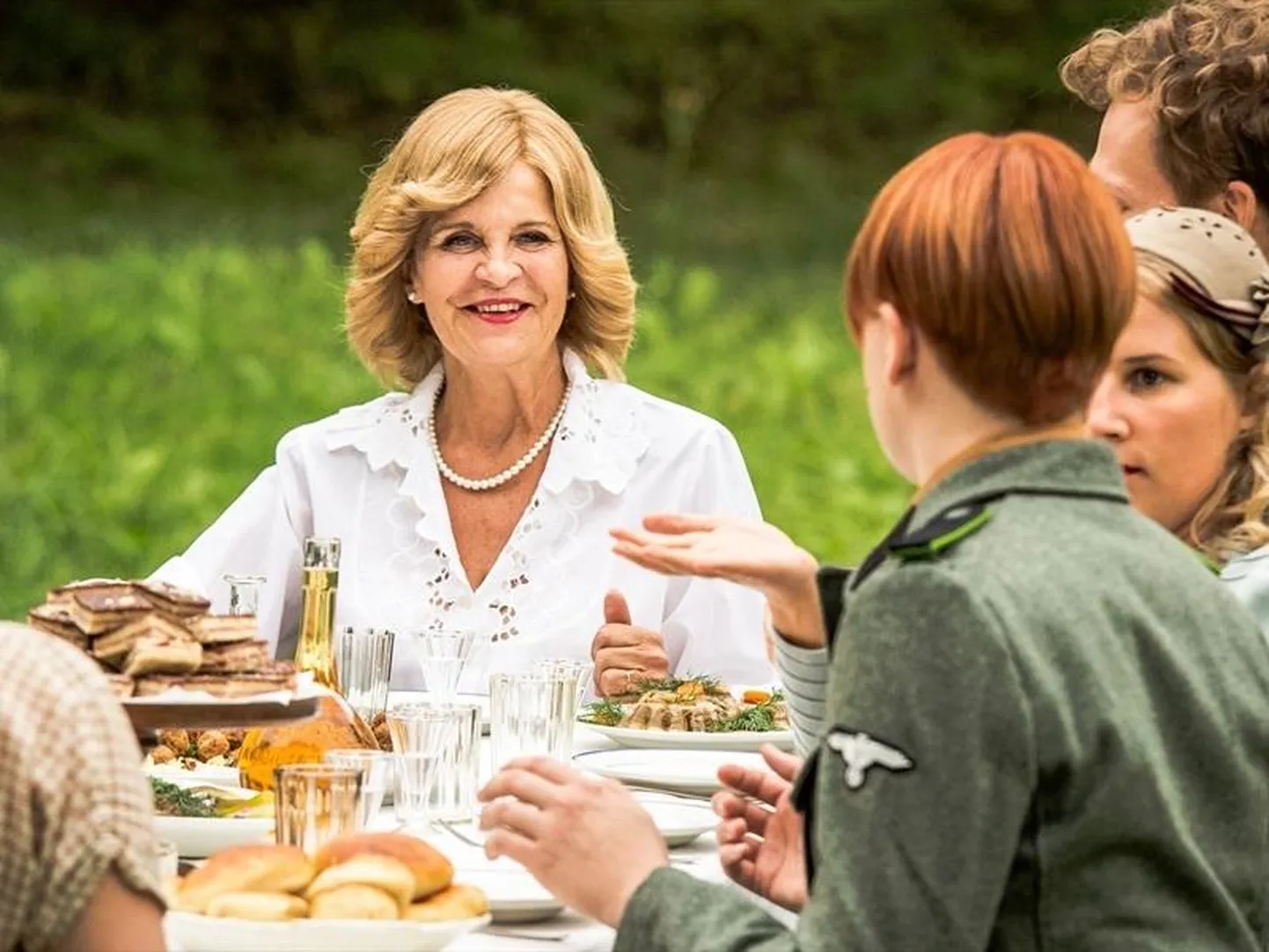 Riina Hein (Raja Teele) mängufilmis «Talve».