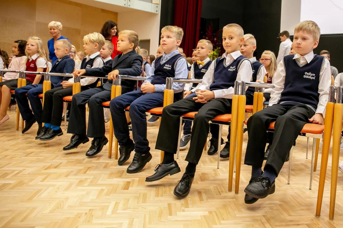 Koolitoetust saavad taotleda ka osavaldade kooliuusikute vanemad.