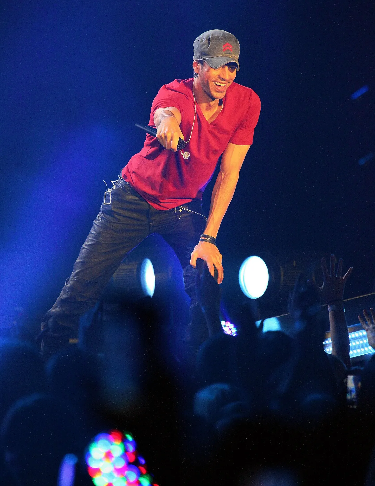 Enrique Iglesias esines Saku Suurhallis