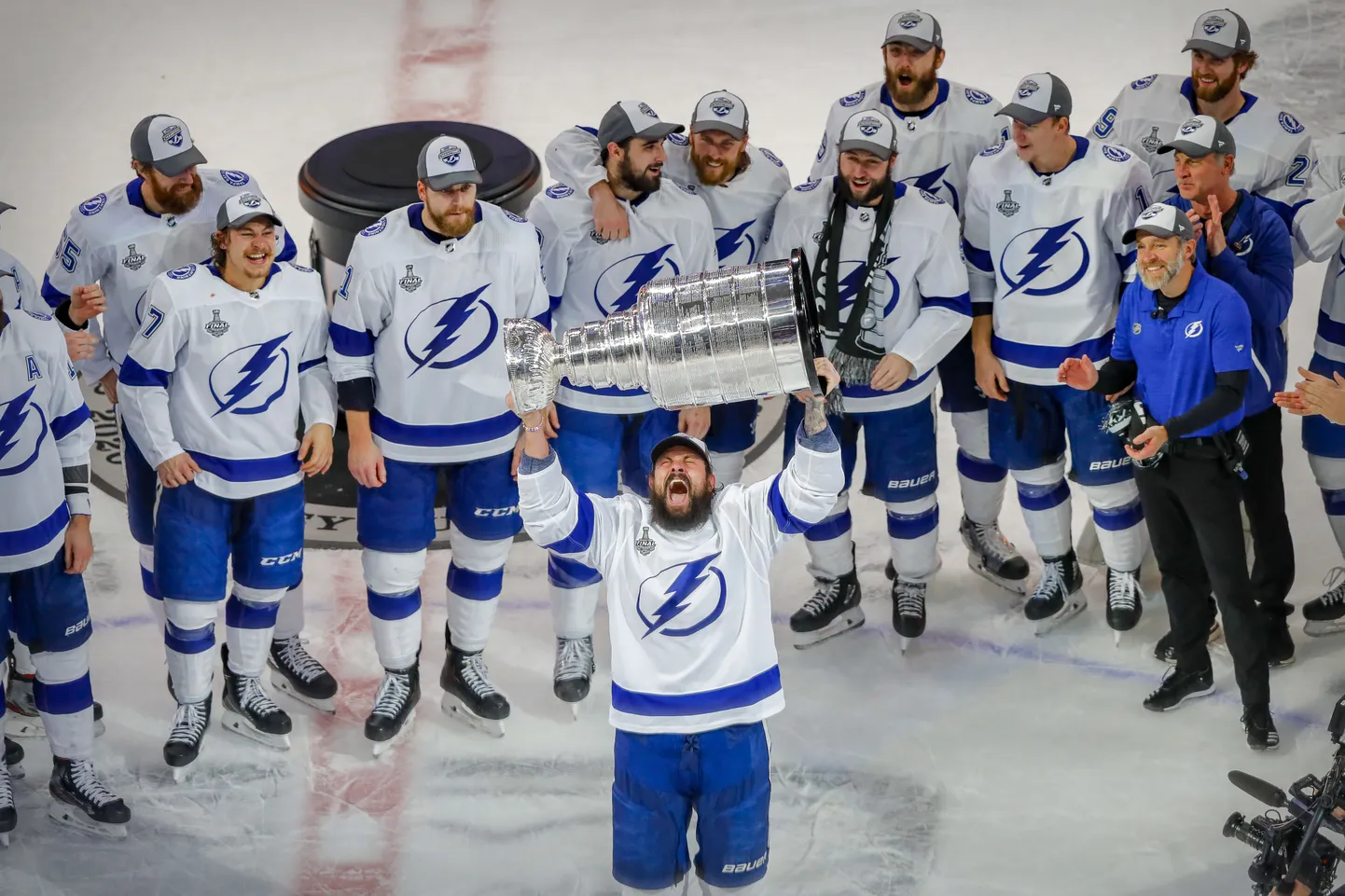 Tampa Bay võitis tänavuse NHLi meistritiitli.