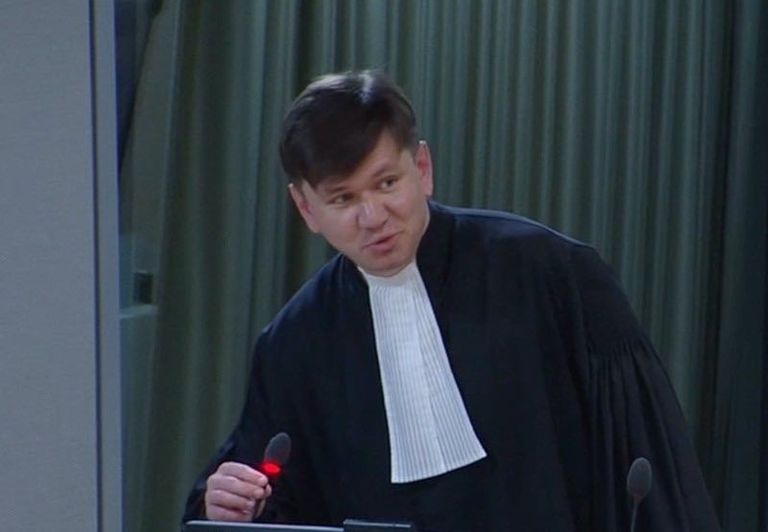 Адвокат и специалист по международному праву Сергей Голубок во время работы в Международном уголовном суде в Гааге.