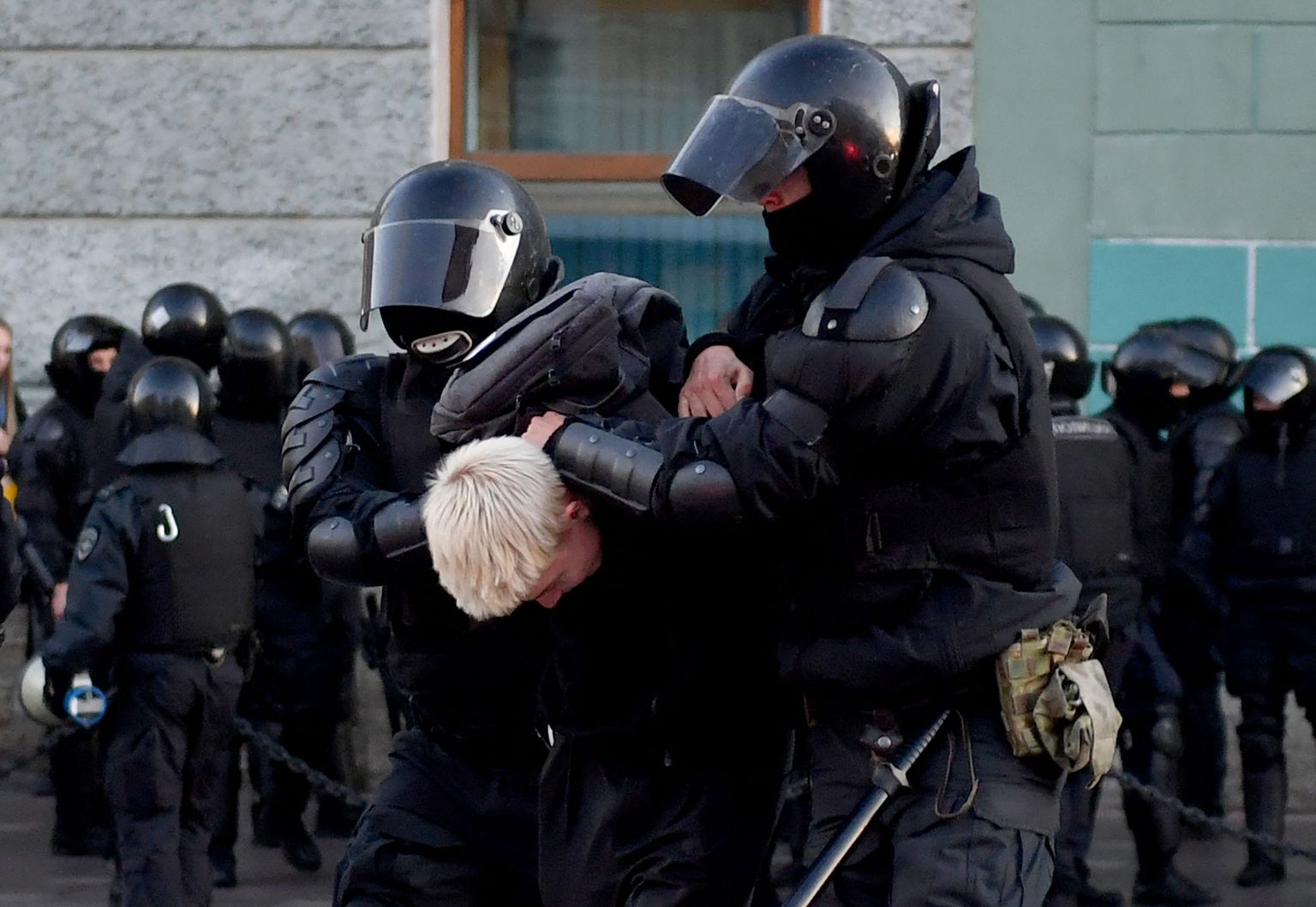 Vene politsei töös Peterburis, pilt on illustratiivne, 24. september 2022.