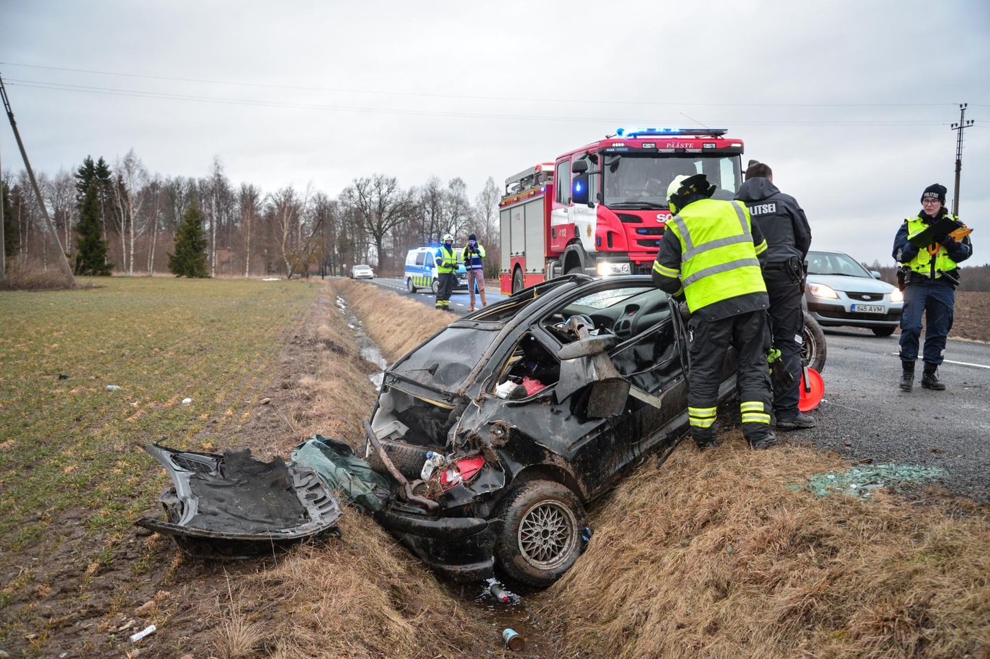 Pühapäeval Lalsis juhtunud õnnetuses sai viga kaks inimest. Kannatanud viidi Tartu haiglasse.