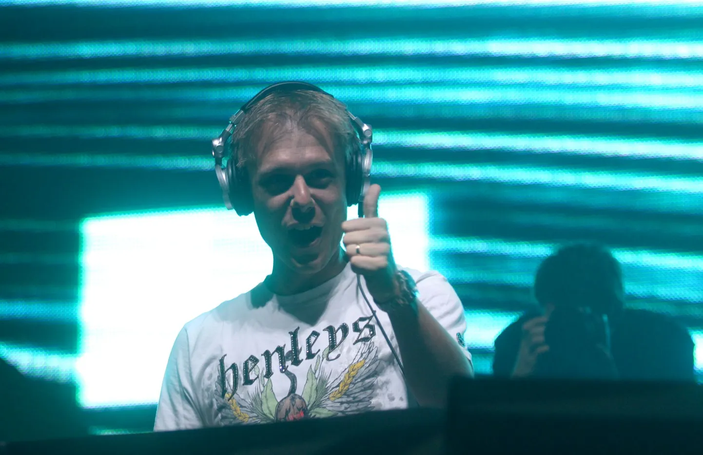 Noor Armin van Buuren esineb Vilniuses. Suvel jõuab maailma üks kuumimaid artiste ka Eestisse.