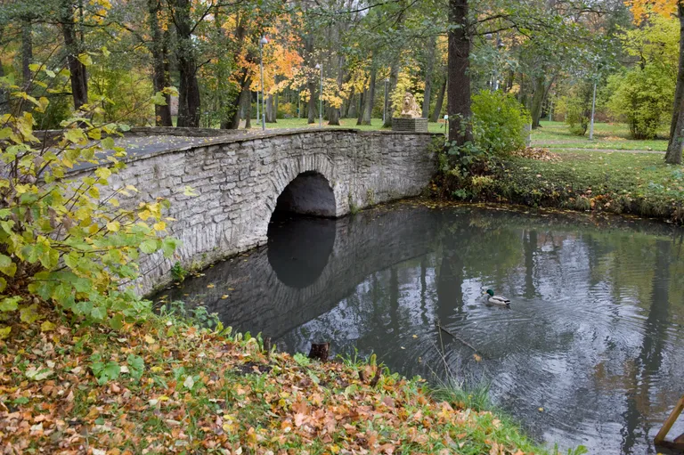 Löwenruh park.