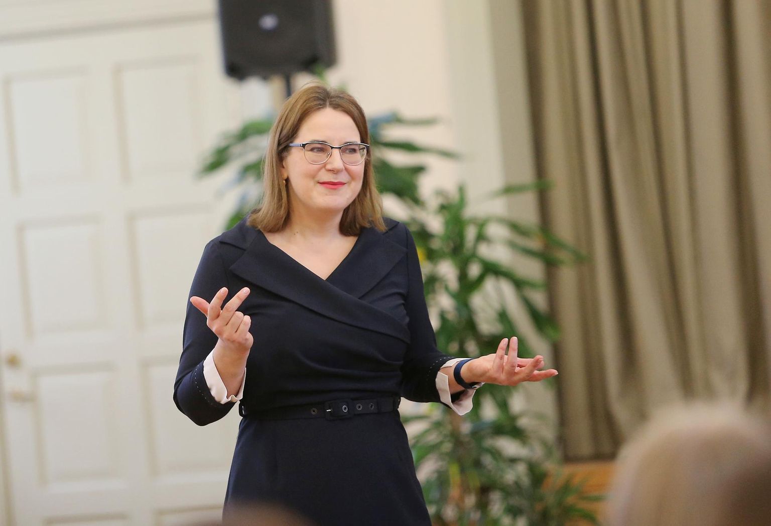 Võrdõigusvolinik Liisa Pakosta pidas hiljuti Miina Härma gümnaasiumi aulas õpilastele loengu.
 