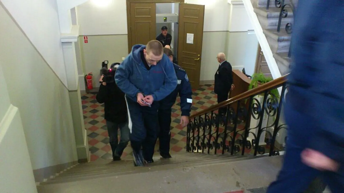 Viktor Kabanov ja Andrei Karanets toodi täna kohtumajja.